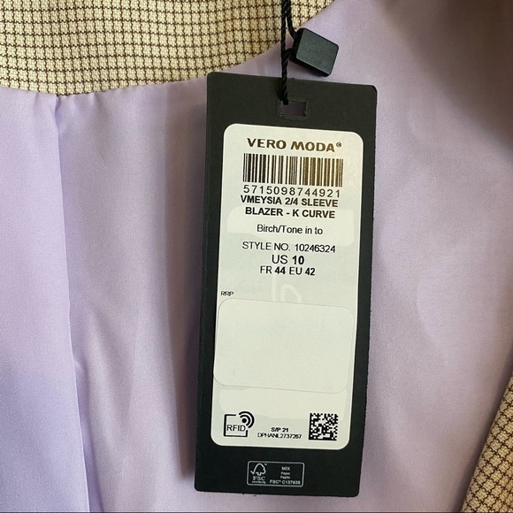 NEW Vero Moda Plus Size Eysia Short Puffed-Sleeve Blazer - Picture 9 of 11